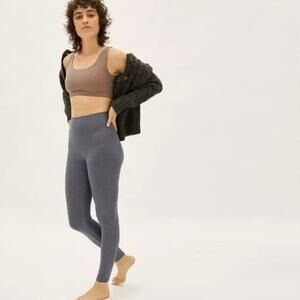 Everlane Perform Regular High Rise Full Length Leggings Size M